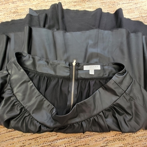 Kenar Pleather Skirt - Picture 6 of 11